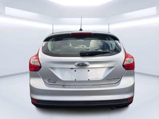 Used 2014 Ford Focus Titanium FWD image 4