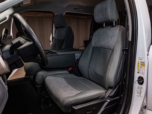 Used 2023 Ford F350 XLT image 19