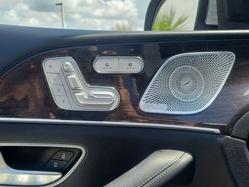 Used 2020 Mercedes-Benz GLE 350 image 27