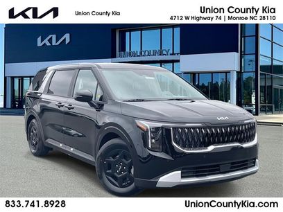 New 2026 Kia Carnival LXS