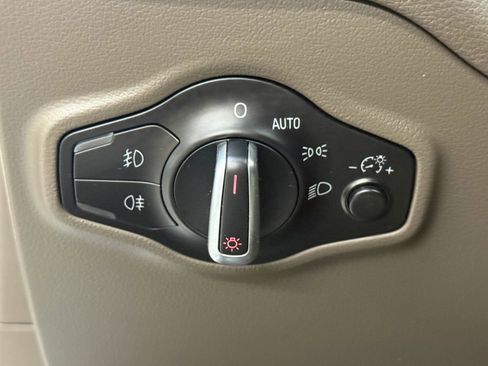 Used 2017 Audi Q5 2.0T Premium Plus w/ Technology Package image 27