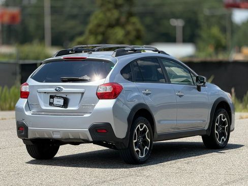 Used 2016 Subaru Crosstrek 2.0i Premium AWD/4WD image 9