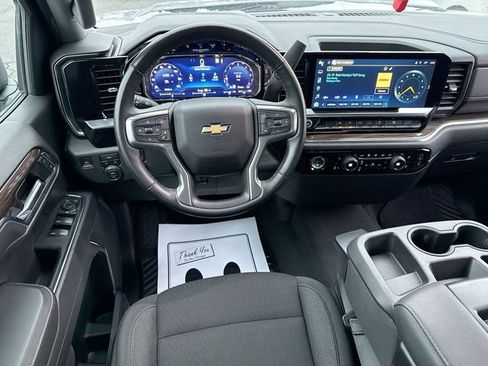 Used 2023 Chevrolet Silverado 1500 LT AWD/4WD image 14