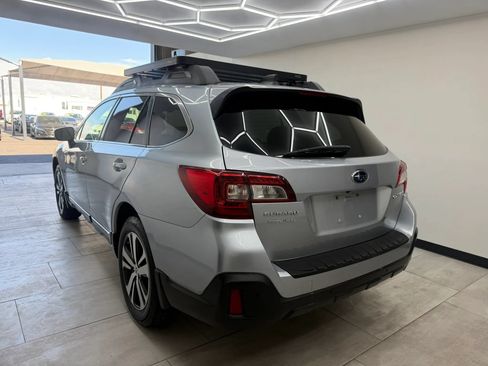 Used 2018 Subaru Outback 2.5i Limited AWD/4WD image 5