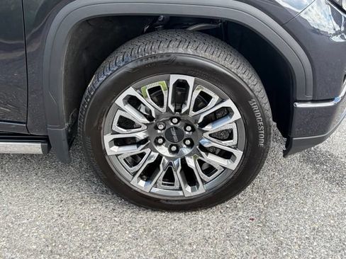 Used 2024 GMC Sierra 1500 Denali Ultimate AWD/4WD image 11