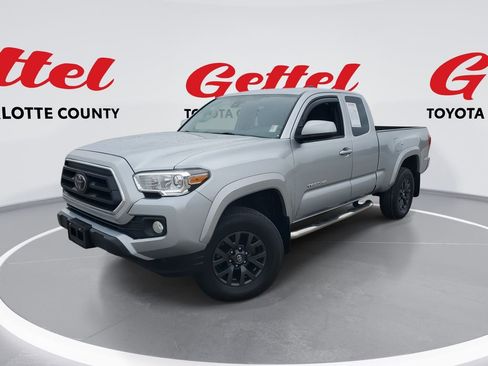 Certified 2022 Toyota Tacoma SR5 image 1