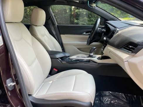 Used 2021 Cadillac CT4 Luxury w/ Sun And Sound Package RWD image 20