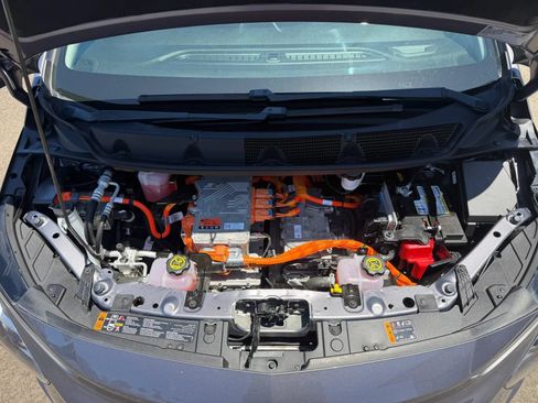 Used 2023 Chevrolet Bolt LT w/ Driver Confidence Package FWD image 32