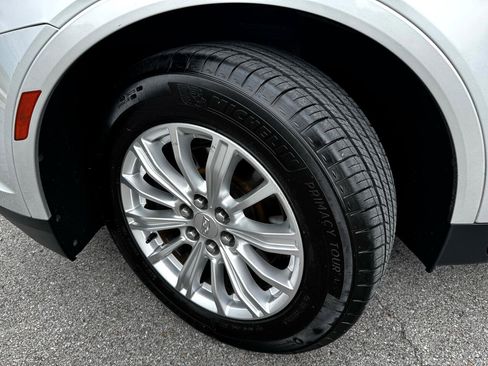 Used 2017 Cadillac XT5 FWD w/ LPO, Wheel Lock Package image 9