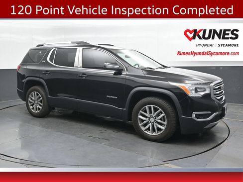 Used 2017 GMC Acadia SLE FWD image 1