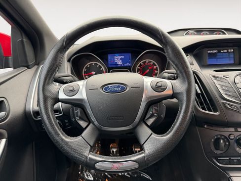 Used 2013 Ford Focus ST FWD image 21