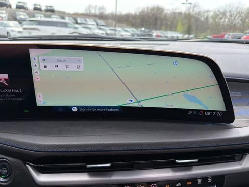 Used 2025 Cadillac XT4 Sport w/ Cold Weather Package image 27