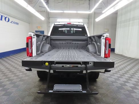 Used 2026 Ford F250 Platinum w/ Tremor Off-Road Package image 35