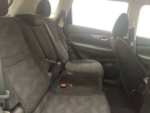 Used 2014 Nissan Rogue S AWD/4WD image 19