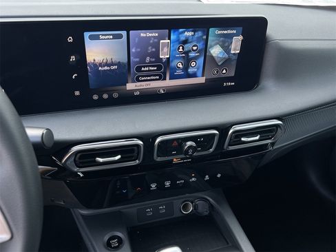 New 2026 Nissan Sentra SV image 9