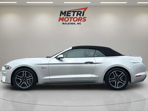 Used 2018 Ford Mustang GT Premium image 13