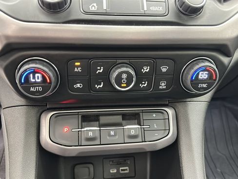 Used 2023 GMC Acadia AT4 w/ Technology Package AWD/4WD image 24