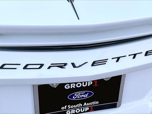 Used 2022 Chevrolet Corvette Stingray Coupe w/ Z51 Performance Package image 28