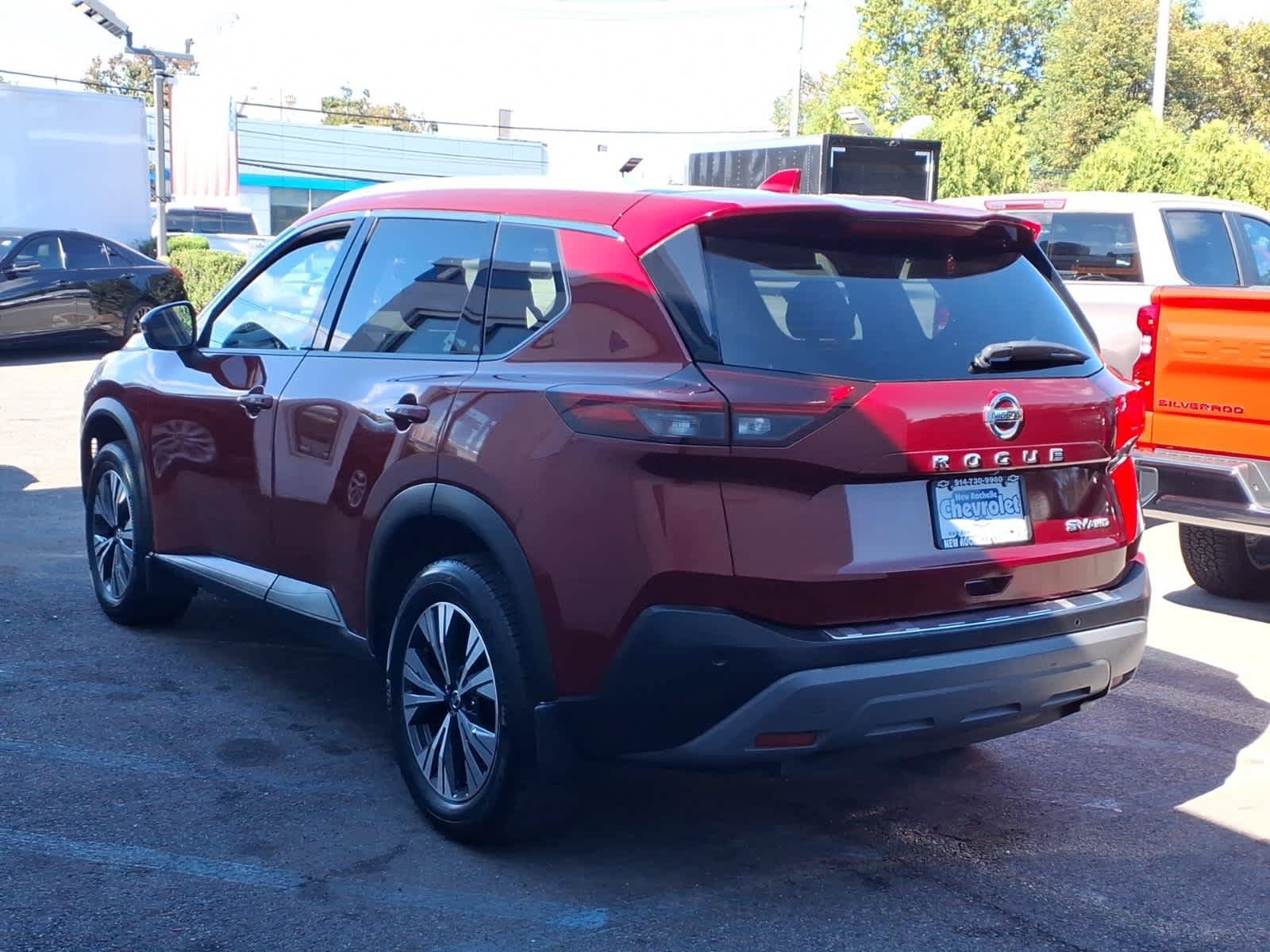Used 2021 Nissan Rogue SV w/ Premium Package AWD/4WD image 4