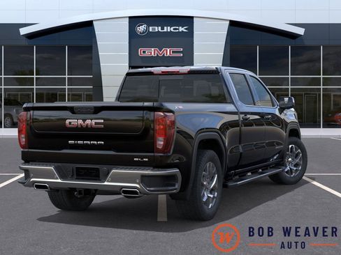 New 2026 GMC Sierra 1500 SLE image 4