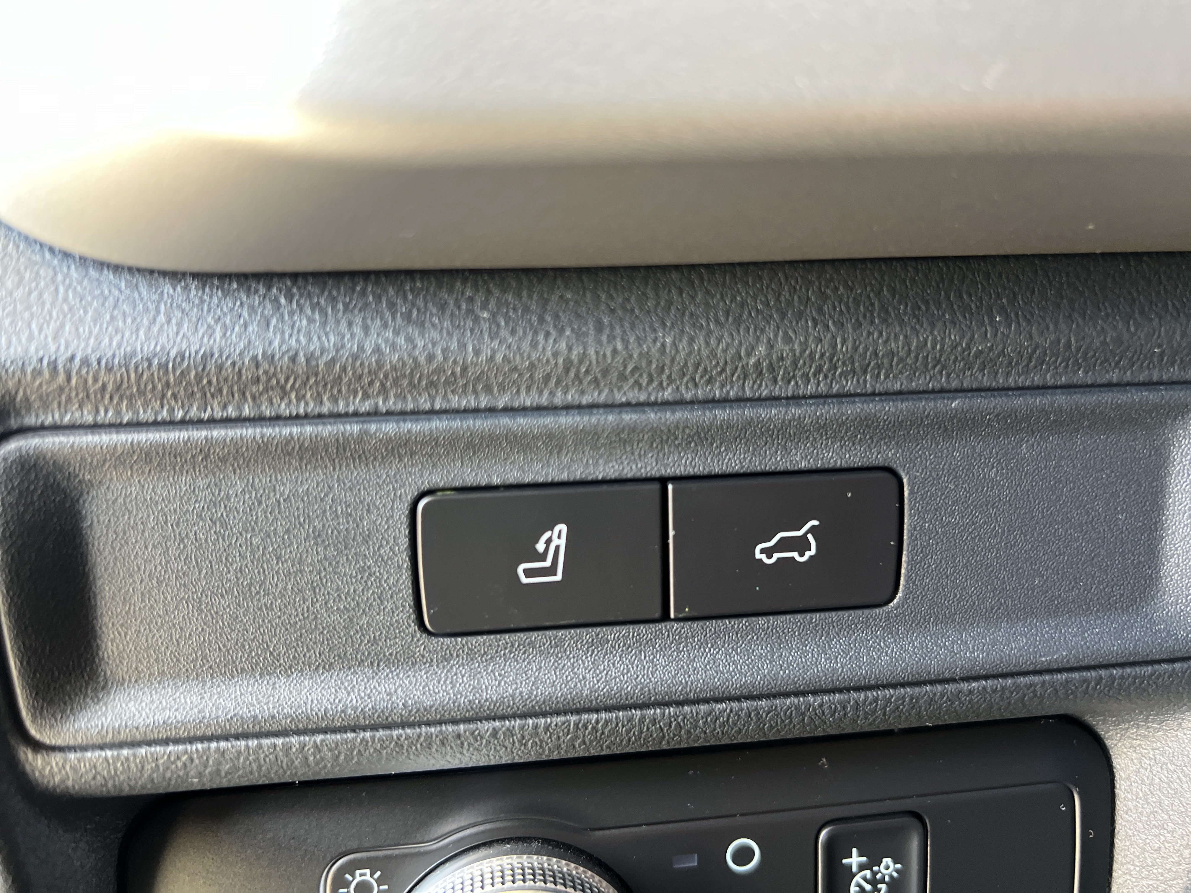 Used 2022 Ford Expedition XLT AWD/4WD image 25