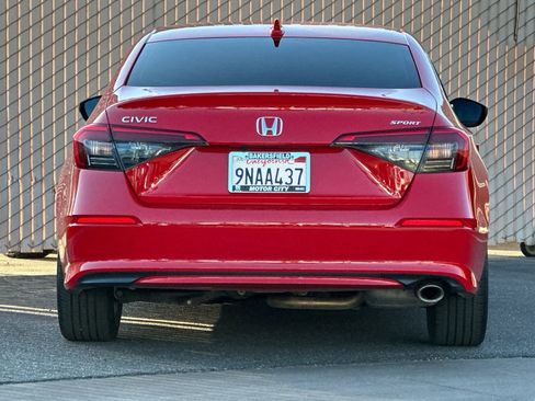 Used 2024 Honda Civic Sport image 5