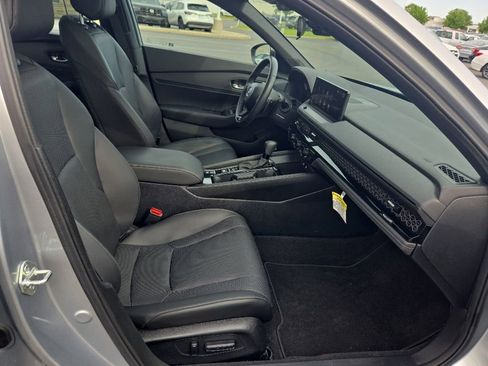 Certified 2025 Honda Accord Sport image 32