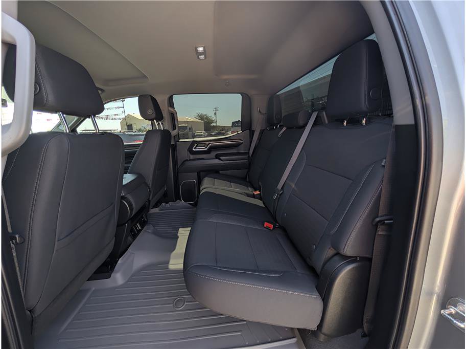 Used 2024 Chevrolet Silverado 1500 LT AWD/4WD image 10