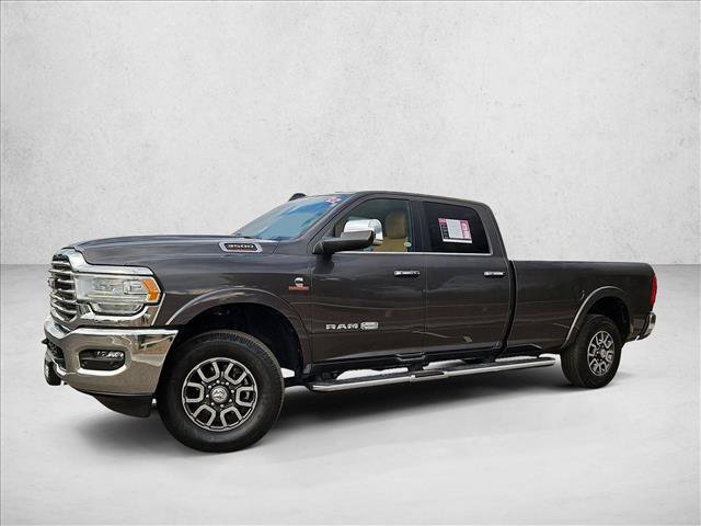 Used 2022 RAM 3500 Limited AWD/4WD image 2