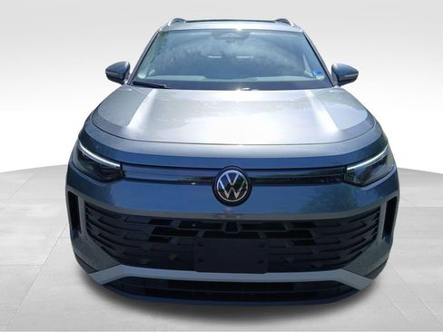 New 2026 Volkswagen Tiguan SE AWD/4WD image 8