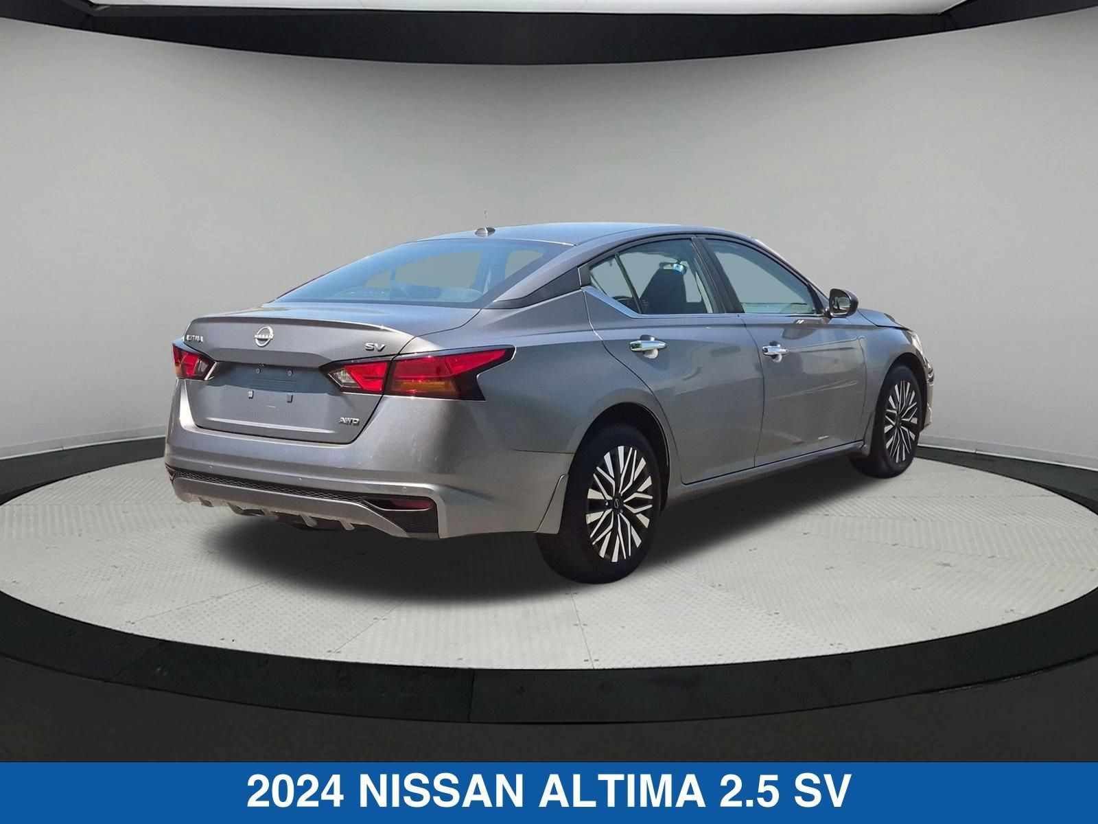 Used 2024 Nissan Altima 2.5 SV AWD/4WD image 9