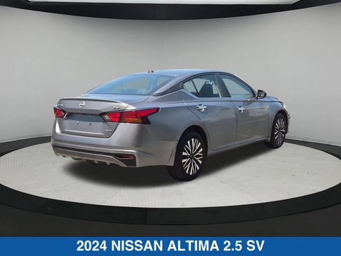 Used 2024 Nissan Altima 2.5 SV AWD/4WD image 9