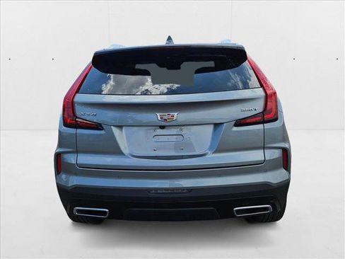 Used 2024 Cadillac XT4 Premium Luxury image 6