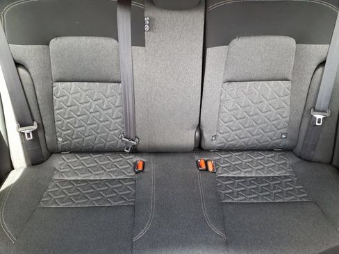 Used 2026 Nissan Kicks SV FWD image 17