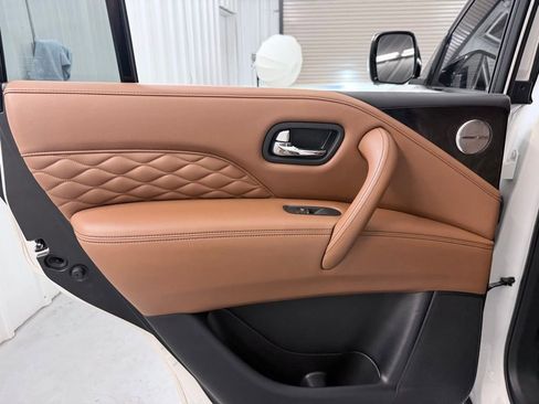 Used 2022 INFINITI QX80 Sensory w/ Cargo Package RWD image 34