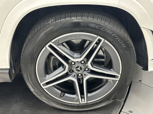 Certified 2023 Mercedes-Benz GLS 580 4MATIC image 13