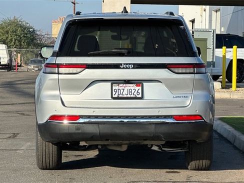 Certified 2022 Jeep Grand Cherokee Limited image 7
