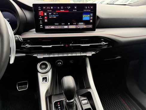 Used 2024 Dodge Hornet R/T image 8