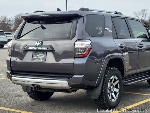 Used 2017 Toyota 4Runner TRD Off-Road Premium image 6