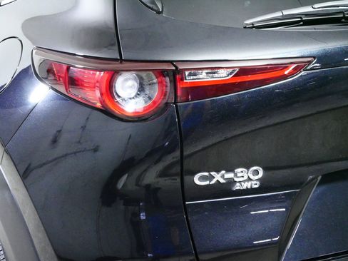 Used 2023 MAZDA CX-30 AWD 2.5 S w/ Premium Package image 17