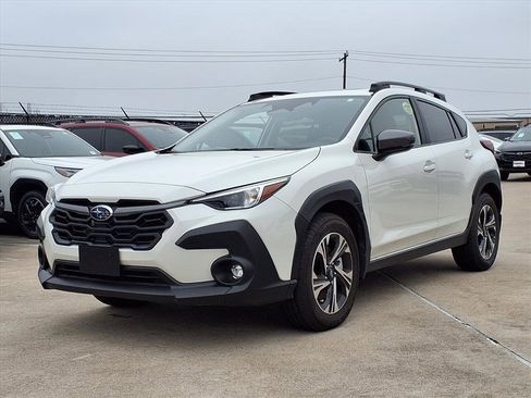 Certified 2025 Subaru Crosstrek 2.0i Premium image 4