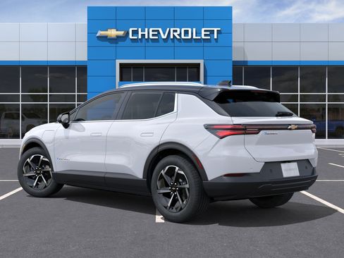 New 2026 Chevrolet Equinox EV LT FWD image 3