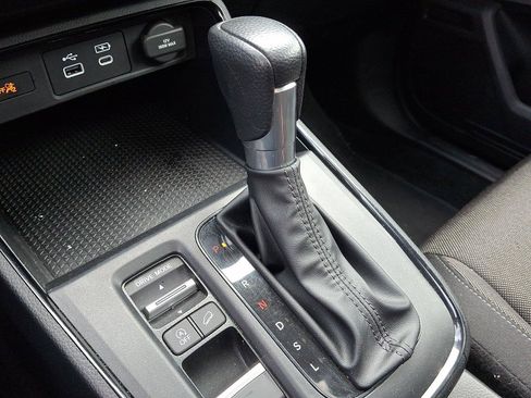Used 2025 Honda CR-V EX image 15