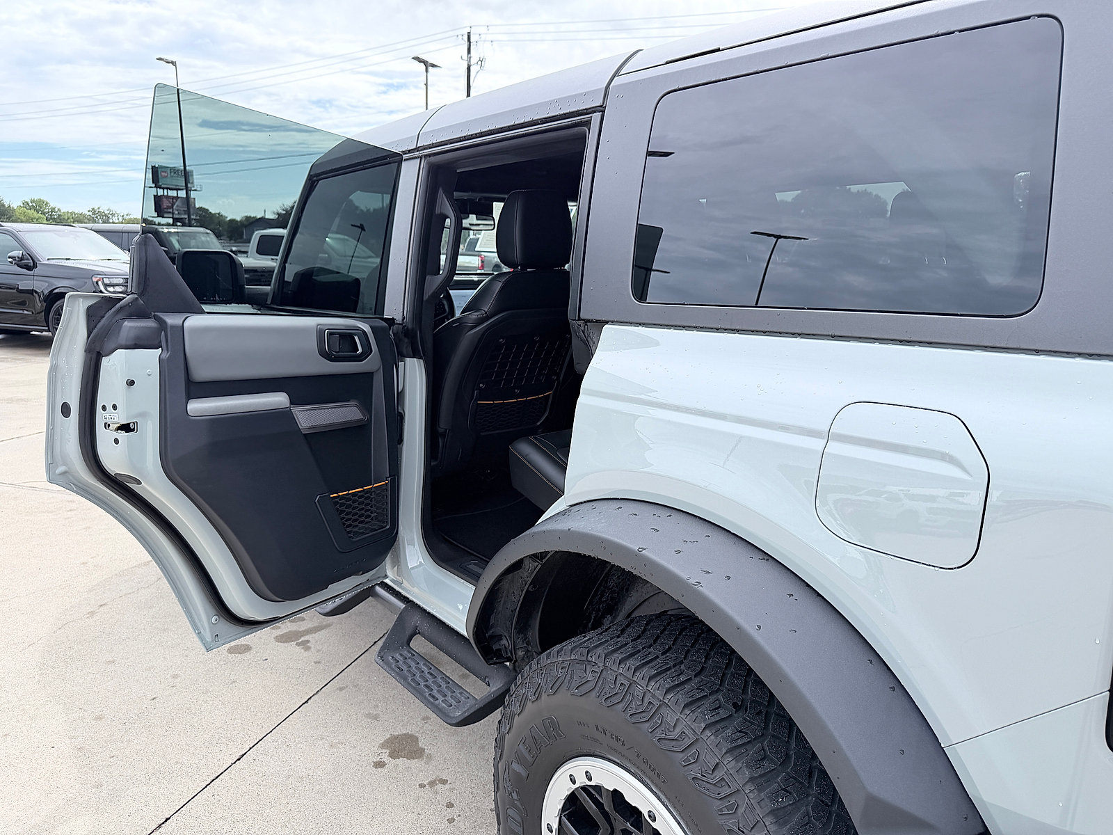 Used 2023 Ford Bronco Badlands AWD/4WD image 21