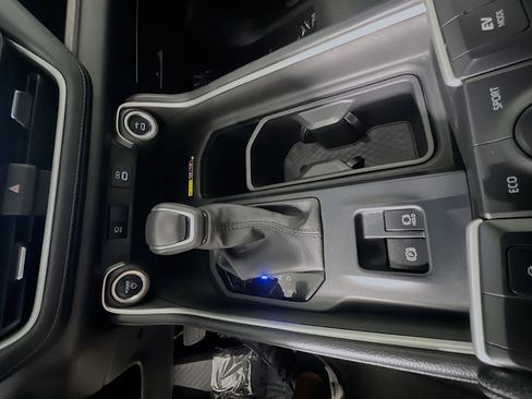 Used 2025 Toyota Grand Highlander AWD Hybrid image 25