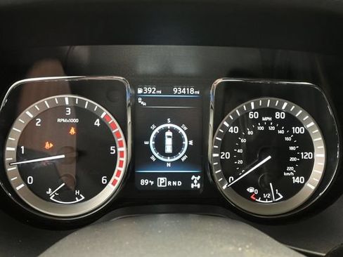 Used 2019 Nissan Titan Platinum Reserve w/ Platinum Utility Package AWD/4WD image 39