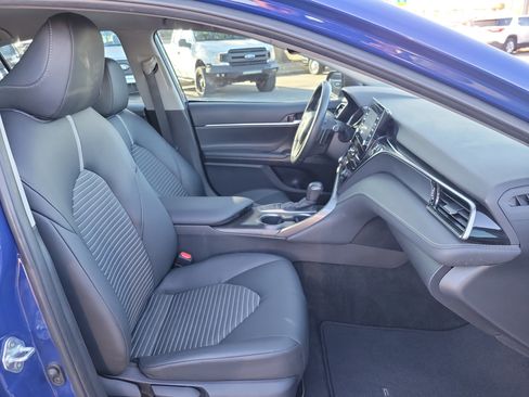Used 2024 Toyota Camry SE image 30
