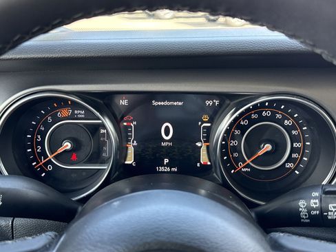 Used 2023 Jeep Wrangler Unlimited Sport AWD/4WD image 18