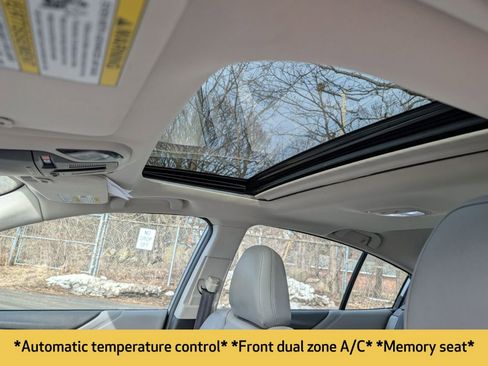 Used 2023 Subaru Legacy Limited image 5