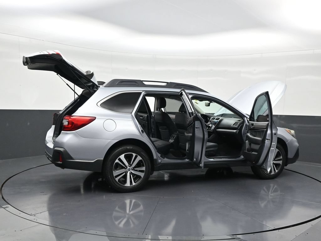 Used 2019 Subaru Outback 3.6R Limited AWD/4WD image 34